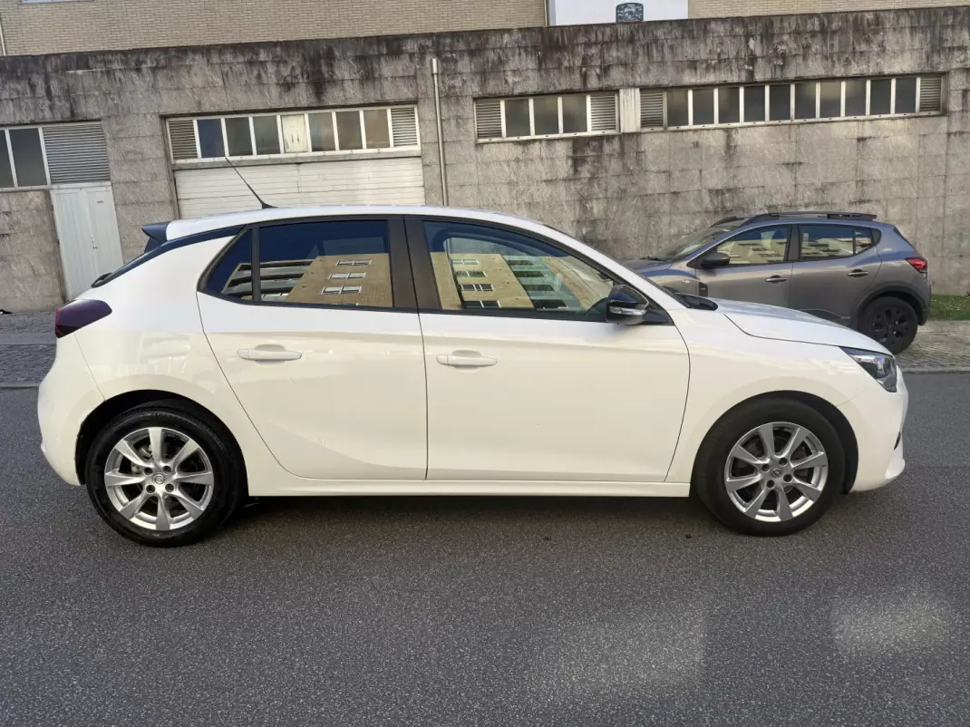 Opel Corsa 2021 - 8950 EUR, 235000 km - AUTO.MOTO.pt - 235000km - foto 6 de 14