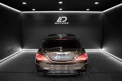 Mercedes-Benz CLA 180 2015 — foto 6 de 17