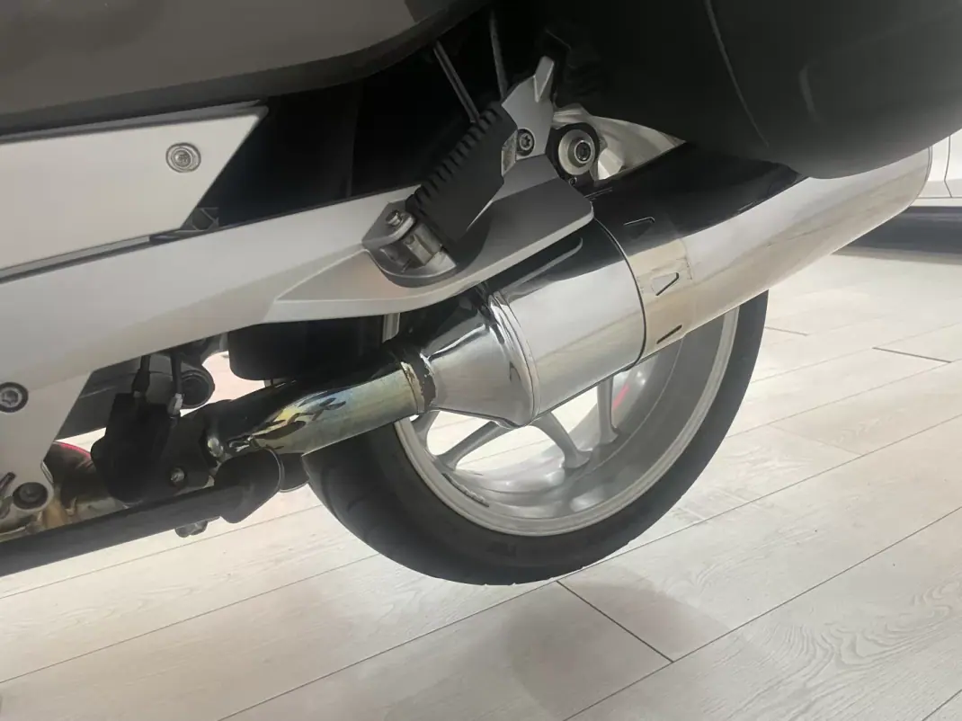 BMW R 1200 RT 2012 - 7950 EUR, 139370 km - 139370km - foto 17 de 21