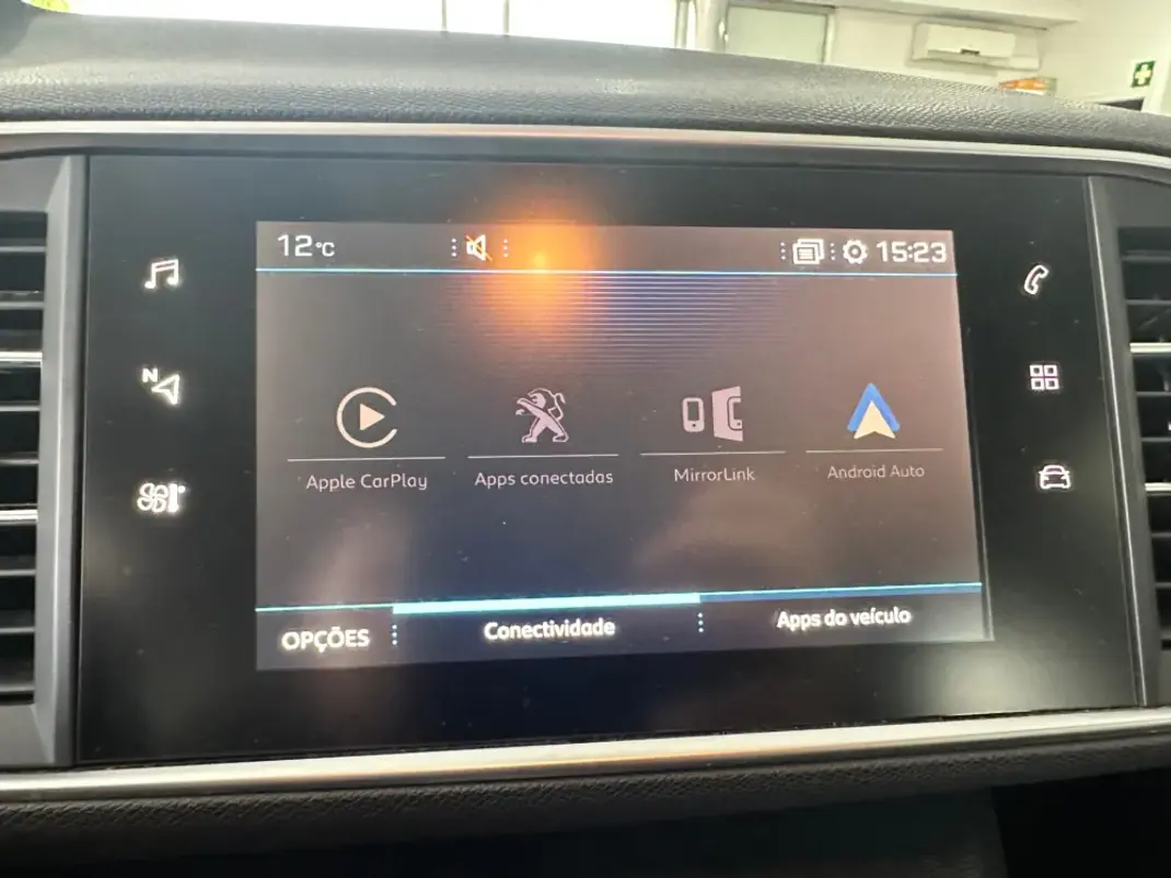 Peugeot 308 SW 2019 - 14990 EUR, 107300 km - 107300km - foto 19 de 30