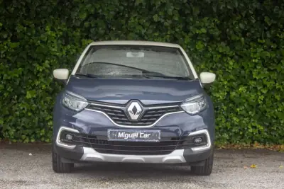 Renault Captur 2018 - 13900 EUR, 147700 km - AUTO.MOTO.pt - 147700km - foto 2 de 16