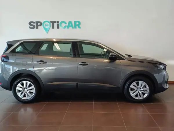 Peugeot 5008 2023 - 33500 EUR, 16000 km - AUTO.MOTO.pt - 16000km - foto 9 de 34