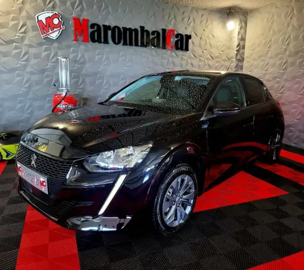 Peugeot e-208 2022 - 27500 EUR, 7504 km - AUTO.MOTO.pt - 7504km - foto 8 de 30