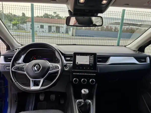 Renault Captur 2022 - 17750 EUR, 60500 km - AUTO.MOTO.pt - 60500km - foto 18 de 29