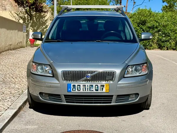 Volvo V50 2007 — foto 2 de 15