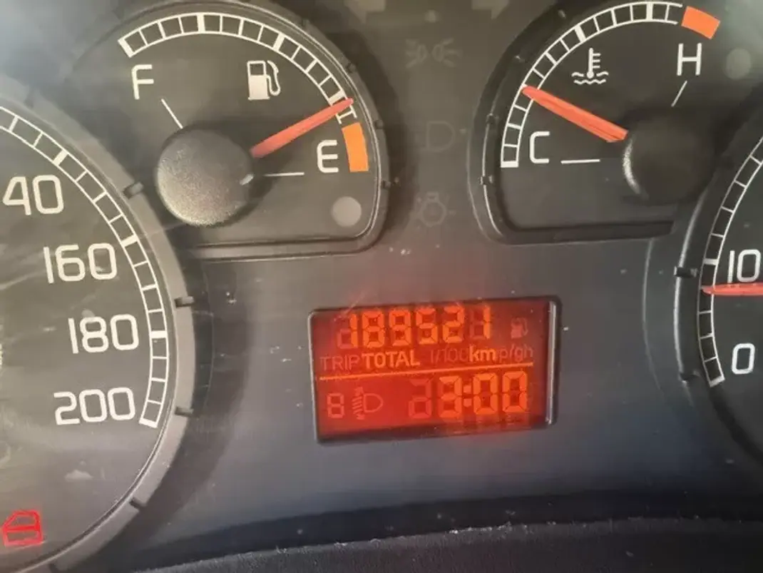 Fiat DOBLO CARGO 1.3 MULTIJET EASY 2009 - 5250 EUR, 190000 km - AUTO.MOTO.pt - 190000km - foto 24 de 27