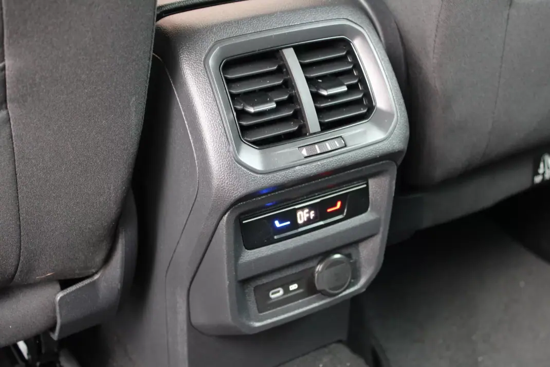 SEAT Tarraco 2023 - 22990 EUR, 170000 km - 170000km - foto 21 de 36