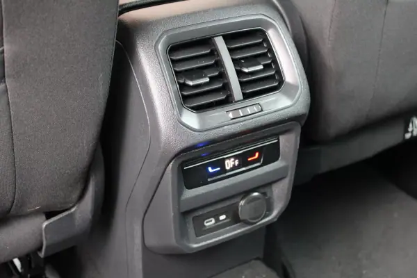 SEAT Tarraco 2023 - 22990 EUR, 170000 km - AUTO.MOTO.pt - 170000km - foto 21 de 36