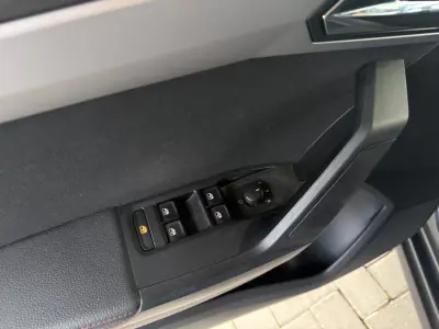 SEAT Arona 2021 - 15650 EUR, 106000 km - AUTO.MOTO.pt - 106000km - foto 13 de 18