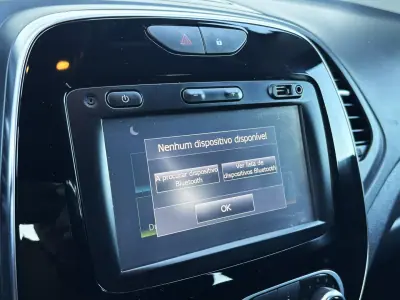 Renault Captur 2018 - 13950 EUR, 119000 km - AUTO.MOTO.pt - 119000km - foto 33 de 42