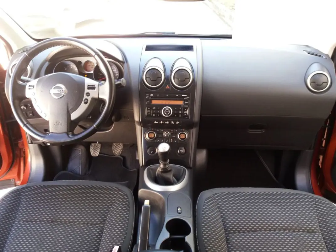 Nissan Qashqai 2008 - 9950 EUR, 181159 km - AUTO.MOTO.pt - 181159km - foto 7 de 25