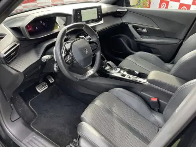 Peugeot 2008 2021 - 21990 EUR, 126336 km - AUTO.MOTO.pt - 126336km - foto 12 de 24