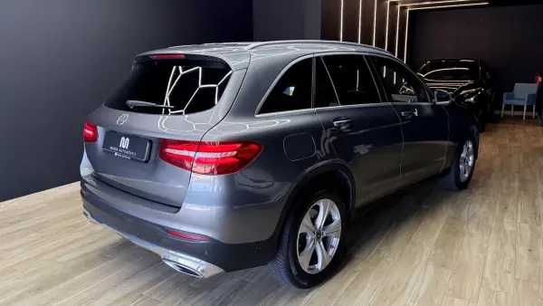 Mercedes-Benz GLC 250 2018 - 29990 EUR, 172000 km - 172000km - foto 13 de 56