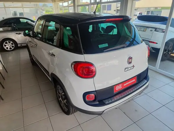 Fiat 500L 2013 - 7990 EUR, 194500 km - AUTO.MOTO.pt - 194500km - foto 8 de 33