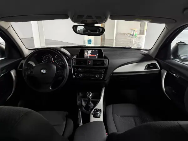 BMW 116 2015 - 12800 EUR, 187000 km - AUTO.MOTO.pt - 187000km - foto 22 de 25