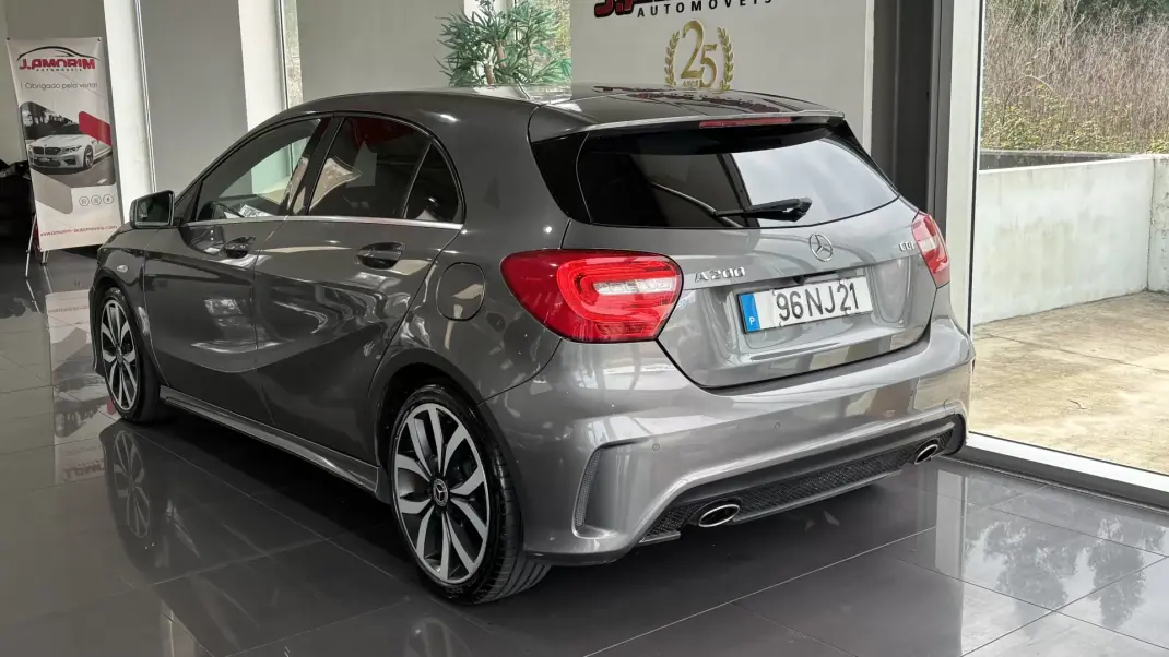 Mercedes-Benz A 200 2012 - 15599 EUR, 248123 km - AUTO.MOTO.pt - 248123km - foto 2 de 9