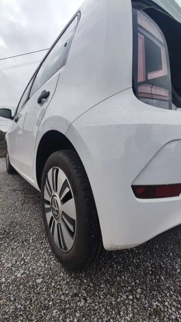 Volkswagen e-Up! 2020 - 11998 EUR, 0 km - AUTO.MOTO.pt - foto 23 de 23