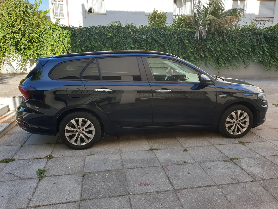 Fiat Tipo Station Wagon 2019 - 6750 EUR, 260000 km - AUTO.MOTO.pt - 260000km - foto 1 de 5