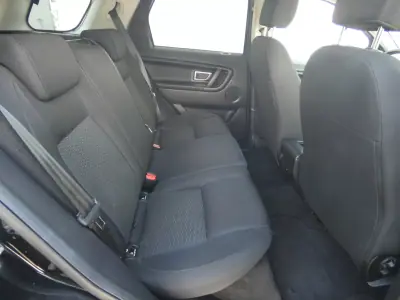 Land Rover Discovery Sport 2016 - 18750 EUR, 220000 km - AUTO.MOTO.pt - 220000km - foto 11 de 30