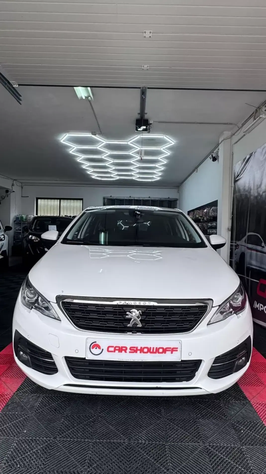 Peugeot 308 SW 2019 - 12900 EUR, 151000 km - AUTO.MOTO.pt - 151000km - foto 1 de 10