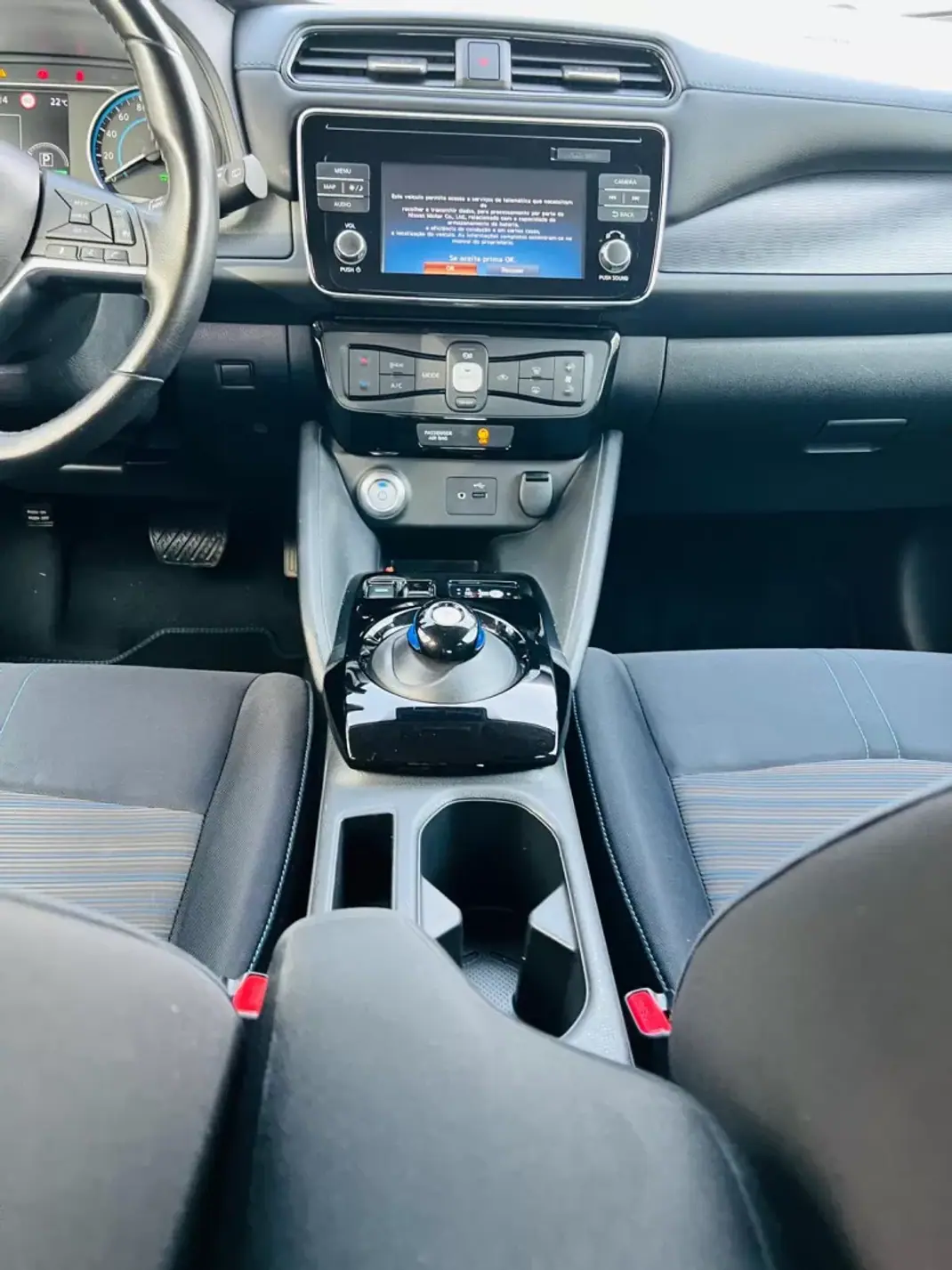 Nissan Leaf 2019 - 14750 EUR, 56425 km - AUTO.MOTO.pt - 56425km - foto 31 de 40