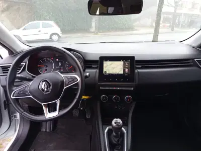 Renault Clio 2021 - 15990 EUR, 96189 km - AUTO.MOTO.pt - 96189km - foto 9 de 13