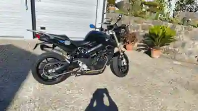 BMW F 900 R 2018 - 5900 EUR, 35600 km - AUTO.MOTO.pt - 35600km - foto 2 de 8