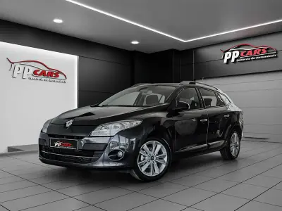Renault Mégane Sport Tourer 2009 - 10450 EUR, 160000 km - AUTO.MOTO.pt - 160000km - foto 2 de 60