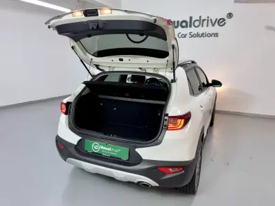 Kia Stonic 2019 - 15750 EUR, 68000 km - AUTO.MOTO.pt - 68000km - foto 56 de 60