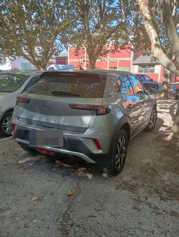 Opel Mokka 2023 — foto 3 de 6