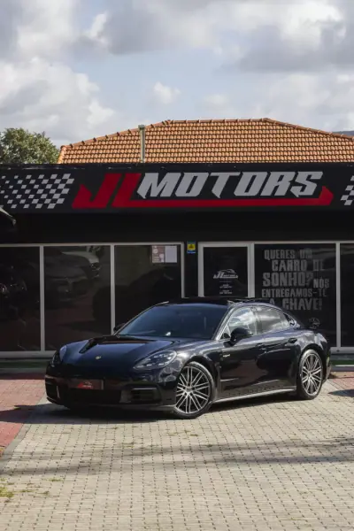 Porsche Panamera 2019 - 61900 EUR, 108300 km - 108300km - foto 3 de 46
