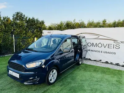 Ford Tourneo Courier 2017 - 9990 EUR, 168856 km - AUTO.MOTO.pt - 168856km - foto 16 de 47