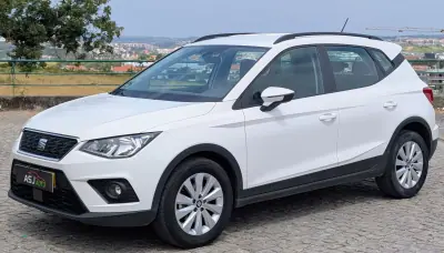 SEAT Arona 2019 - 10500 EUR, 229648 km - AUTO.MOTO.pt - 229648km - foto 5 de 23