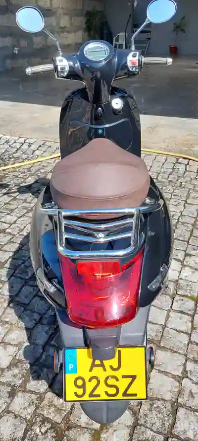 Chicago Scooter Co. Nitro Sport 50 2021 - 1870 EUR, 2500 km - AUTO.MOTO.pt - 2500km - foto 4 de 7