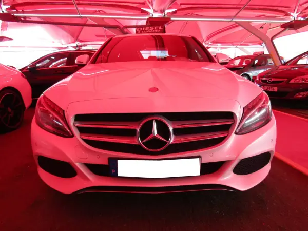 Mercedes-Benz C 200 Bluetec Avantgarde 2016 Diesel — 178 591 km Mercedes-Benz C 200 Bluetec Avantgarde 2016 Diesel