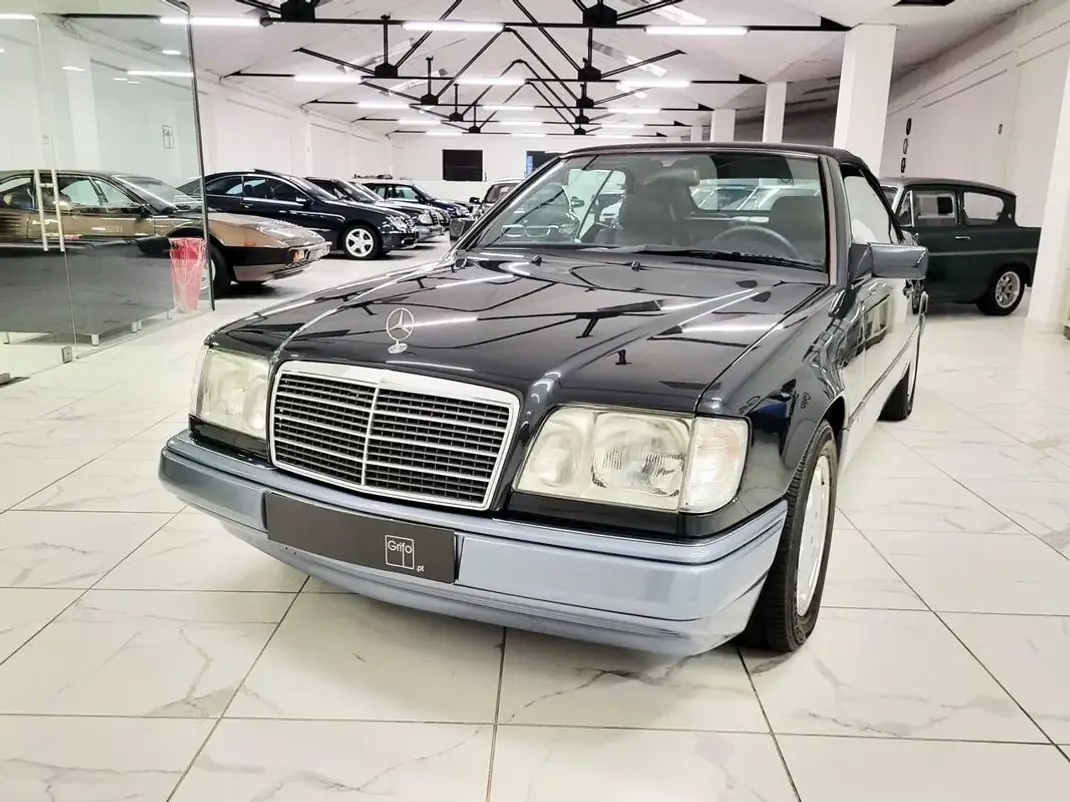 Mercedes-Benz E 220 1995 - 20500 EUR, 210000 km - 210000km - foto 4 de 46