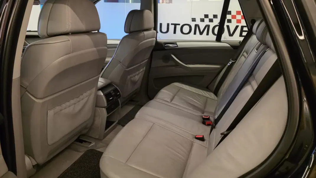 BMW X5 2008 - 14900 EUR, 273516 km - AUTO.MOTO.pt - 273516km - foto 42 de 51