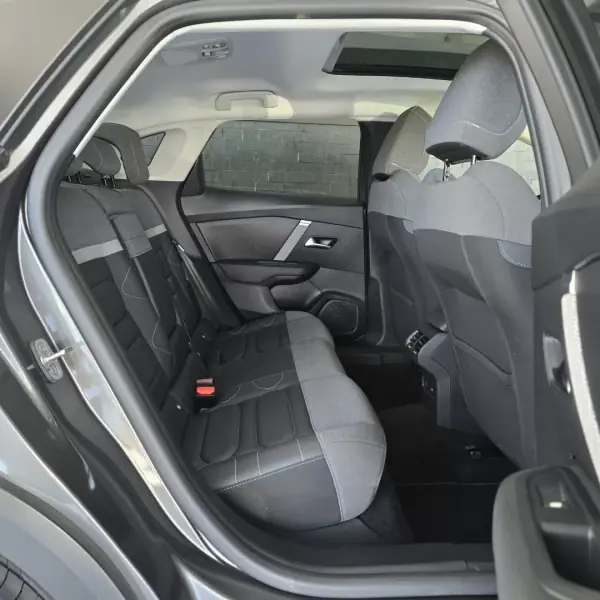 Citroën C4 X 2024 - 20950 EUR, 22129 km - AUTO.MOTO.pt - 22129km - foto 11 de 41