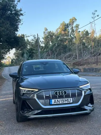 Audi e-tron 2022 - 34750 EUR, 131000 km - AUTO.MOTO.pt - 131000km - foto 14 de 50