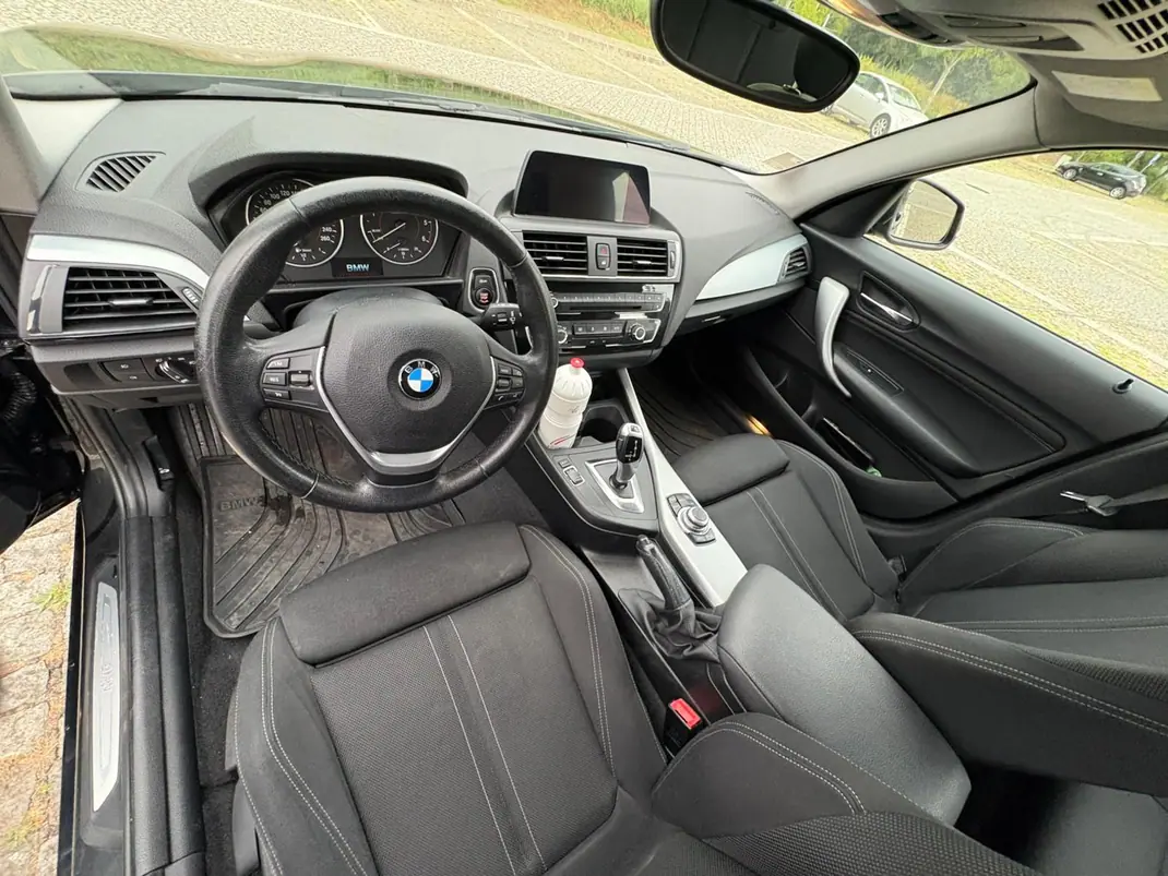 BMW 116 2017 - 18900 EUR, 53517 km - 53517km - foto 11 de 15