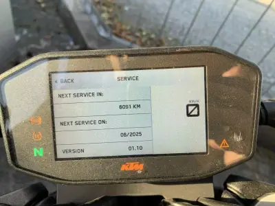 KTM Duke 990 R 2021 - 7950 EUR, 5429 km - AUTO.MOTO.pt - 5429km - foto 18 de 18