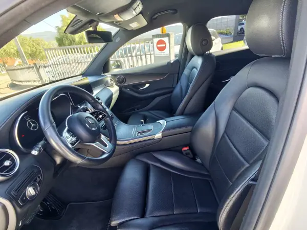 Mercedes-Benz GLC 220 2020 - 43500 EUR, 98000 km - AUTO.MOTO.pt - 98000km - foto 20 de 35
