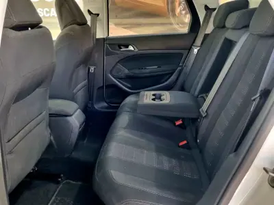 Peugeot 308 SW 2016 - 9990 EUR, 197000 km - AUTO.MOTO.pt - 197000km - foto 12 de 17