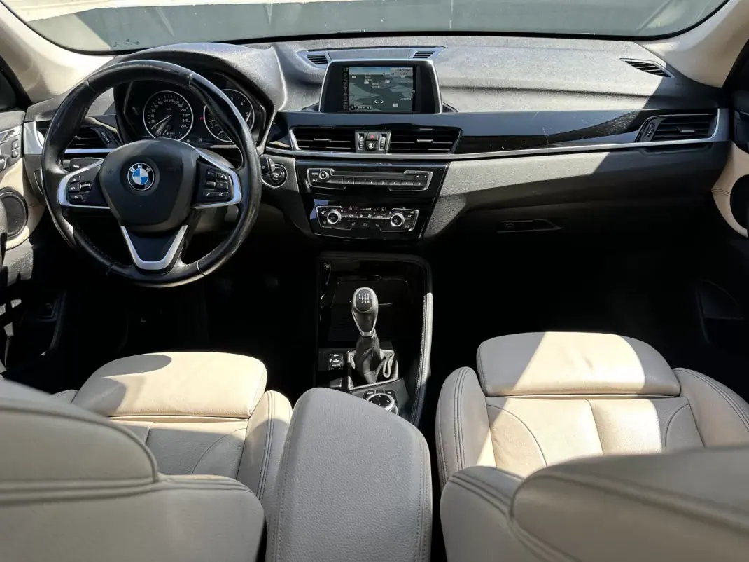 BMW X1 2016 - 17900 EUR, 200000 km - 200000km - foto 30 de 66