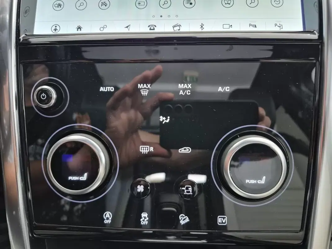 Land Rover Discovery Sport 2020 - 33900 EUR, 60481 km - AUTO.MOTO.pt - 60481km - foto 28 de 58