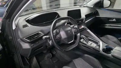 Peugeot 3008 2017 - 17990 EUR, 91000 km - AUTO.MOTO.pt - 91000km - foto 5 de 48