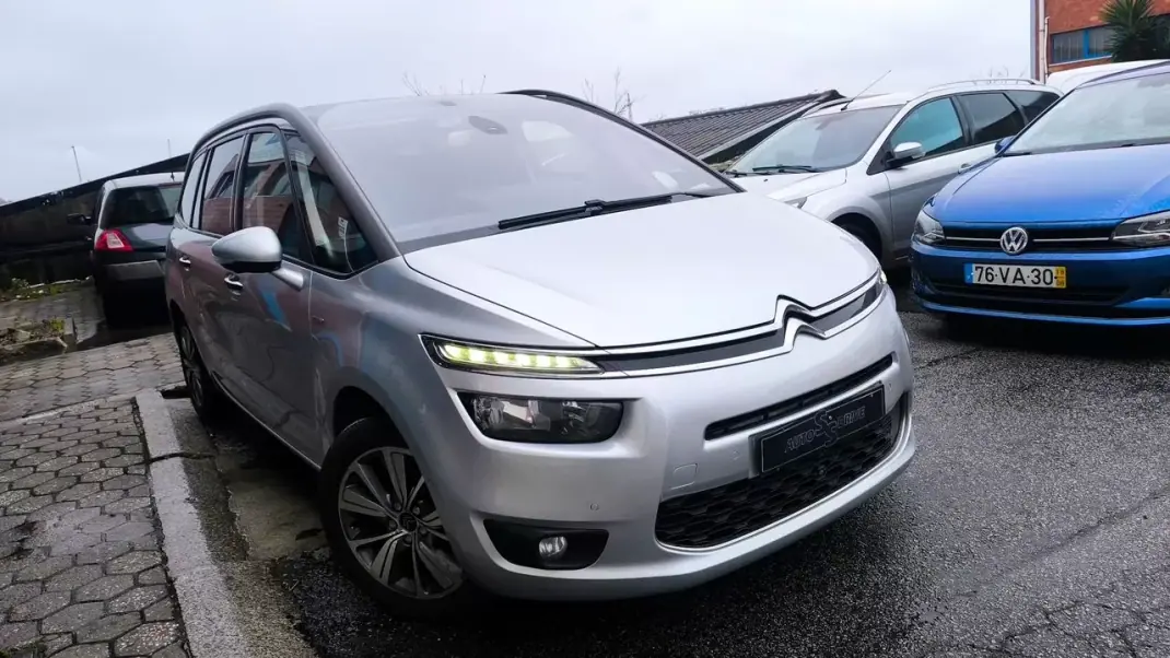 Citroën C4 Grand Picasso 2016 - 10900 EUR, 144000 km - AUTO.MOTO.pt - 144000km - foto 10 de 14