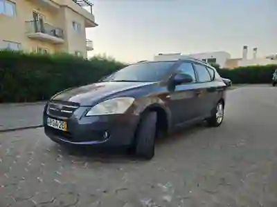 Kia Ceed SW 2008 - 3900 EUR, 233800 km - 233800km - foto 3 de 15
