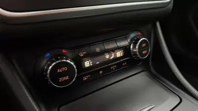 Mercedes-Benz A 180 2013 - 12990 EUR, 237399 km - AUTO.MOTO.pt - 237399km - foto 28 de 28