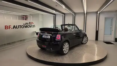 MINI Cooper 2010 - 9900 EUR, 144067 km - AUTO.MOTO.pt - 144067km - foto 4 de 56